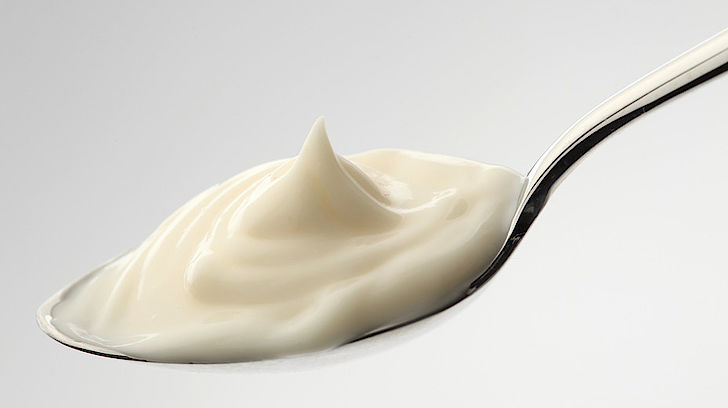 Mayonnaise Doppelemulsion – Wie man Fett durch Wasser ersetzt